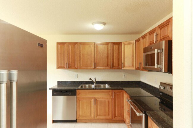 Building Photo - 87TH N St