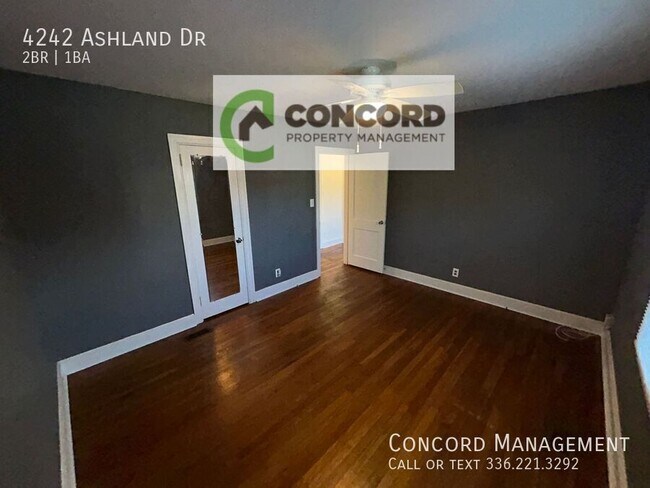 Building Photo - 4242 Ashland Dr