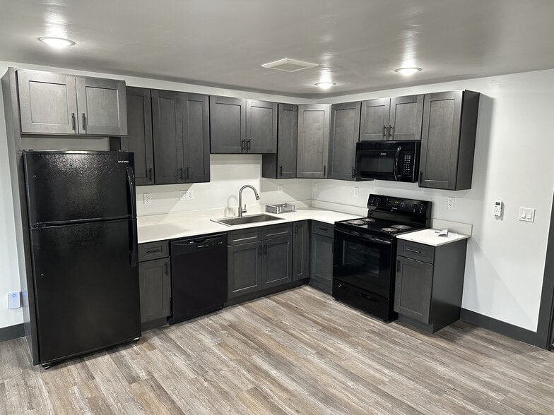 Building Photo - Chicane Apartments at the Riverwalk