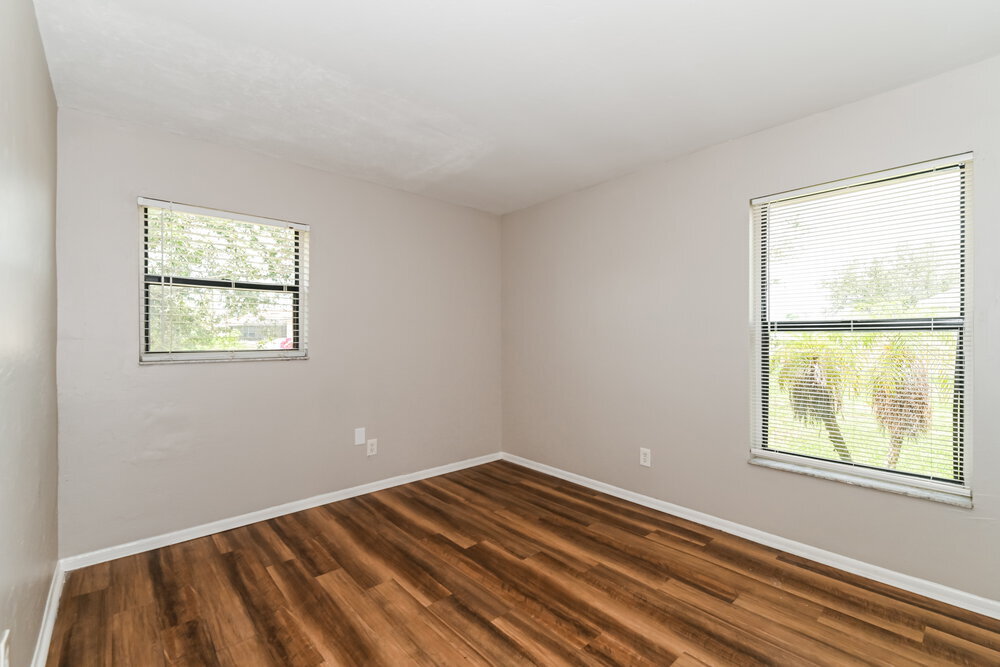 Building Photo - 244 SW 22nd Pl