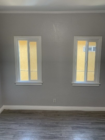 Building Photo - Spacious 2-Bedroom Apartment in Prime Los ...