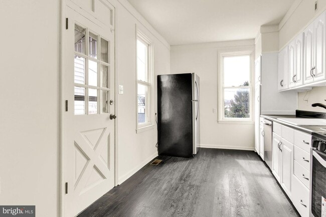 Building Photo - 3 Bedroom North Steelton