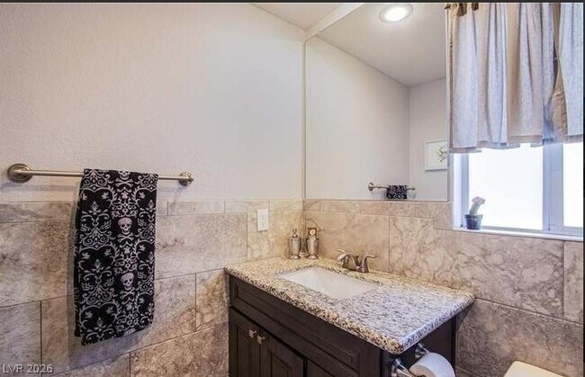 Building Photo - 2437 Twin Flower Cir