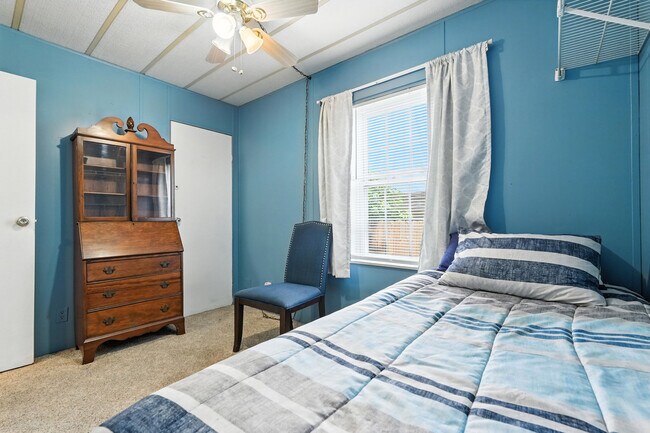 Building Photo - 163 Buchanan Cir