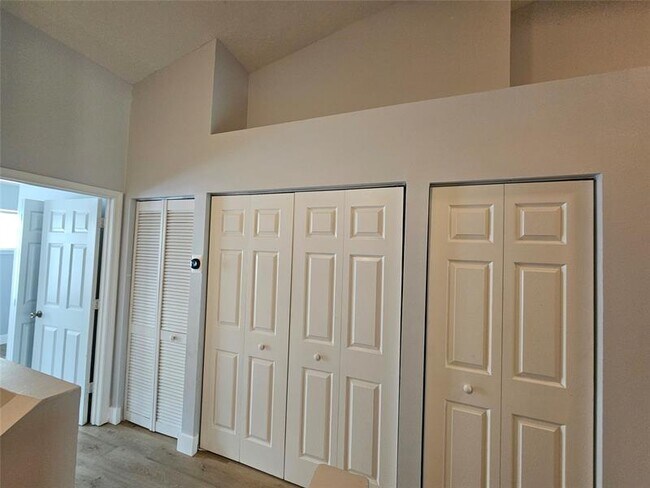 Building Photo - 9749 Porta Leona Ln