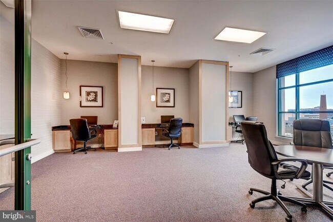 Building Photo - 414 Water St