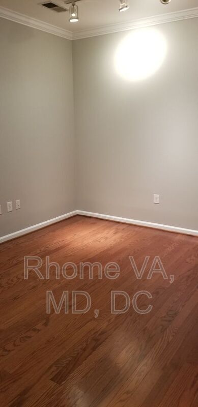 Building Photo - 12949 Centre Park Cir