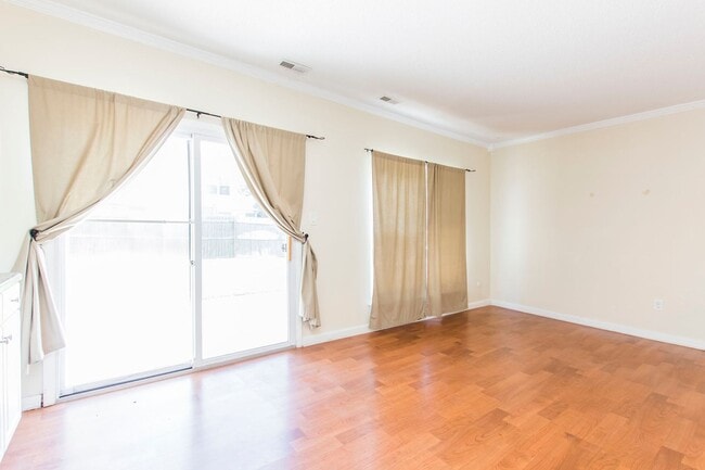 Building Photo - Your Dream Home in Virginia Beach Awaits!