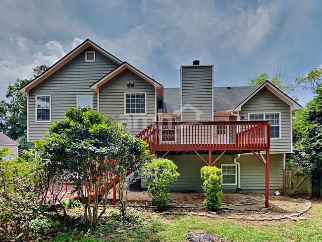 Building Photo - 502 Silver Maple Ln