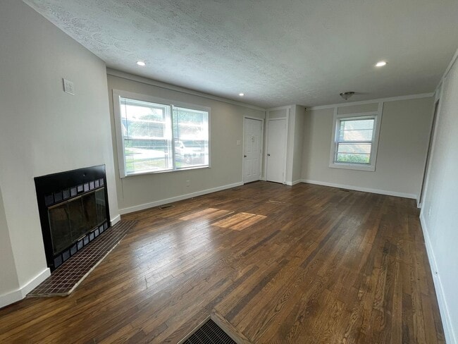 Building Photo - COME RELAX IN YOUR NEW HOME! -First Month'...