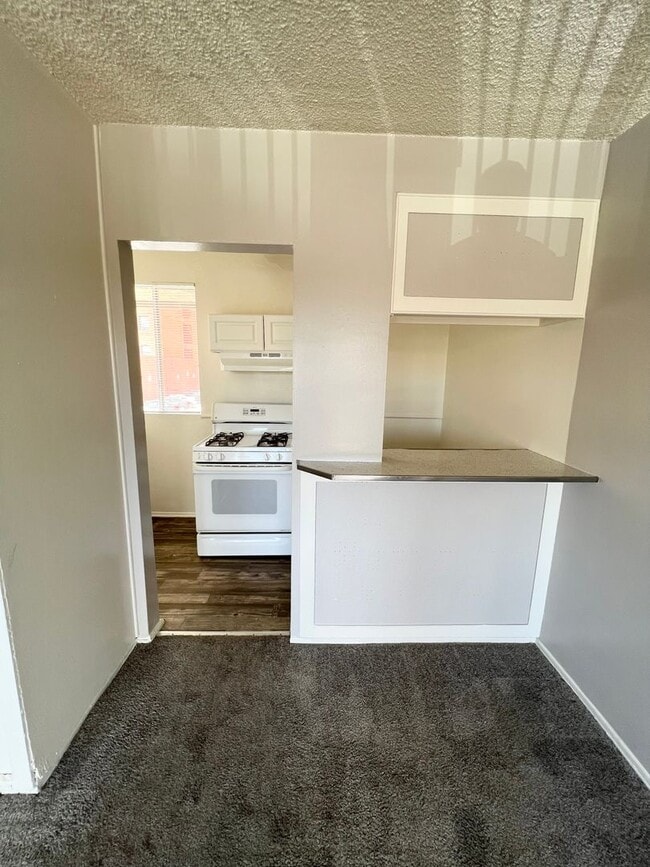 Interior Photo - Avalon Place