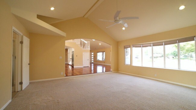 Building Photo - 14690 Wyrick Ave