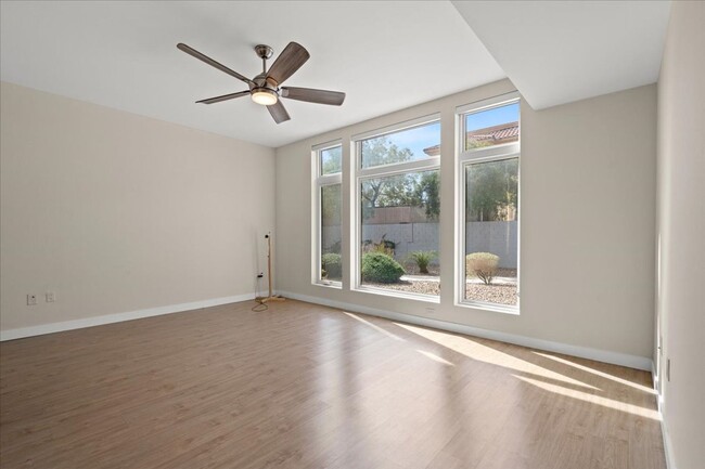 Building Photo - Serene Resort Community, 2 bd, 2 bth, 2 Story Gym, Rooftop Deck, 4 Pools