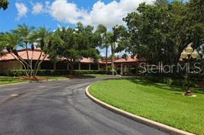 Building Photo - 5906 Doral Dr