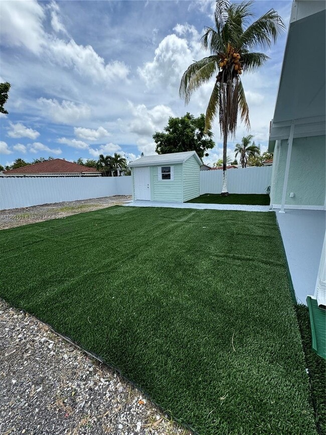 Building Photo - 11434 SW 185th St