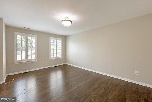 Building Photo - 2317 37th St NW