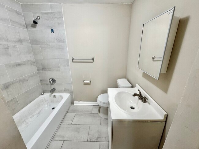 Building Photo - 1761 Winston Dr