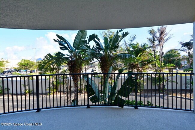 Building Photo - 123 Lancha Cir