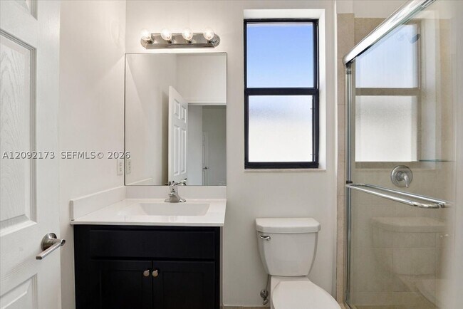 Building Photo - 336 NE 210th Way