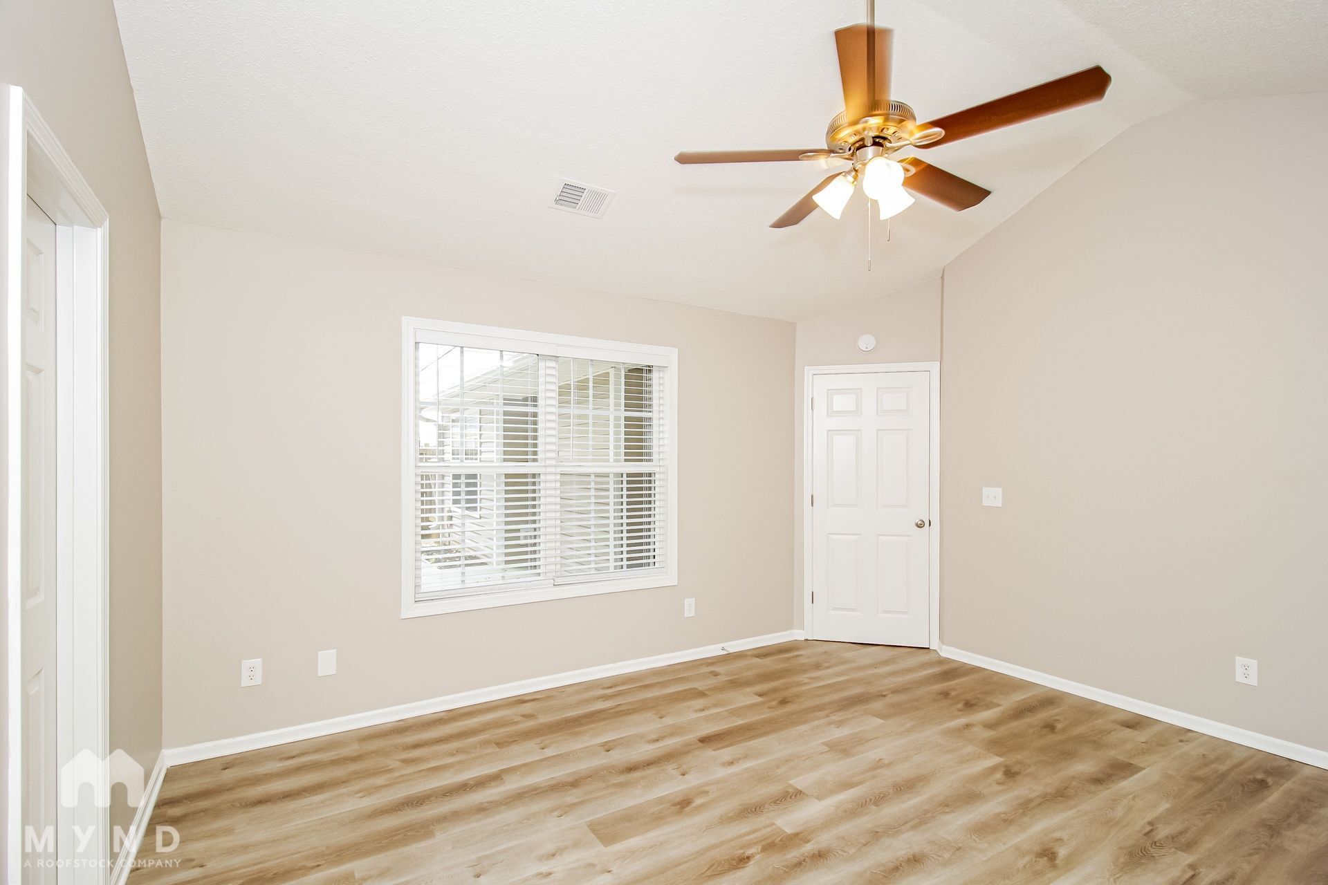 Building Photo - 142 Hunterian Pl