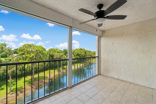 Building Photo - 6562 Boca Del Mar Dr
