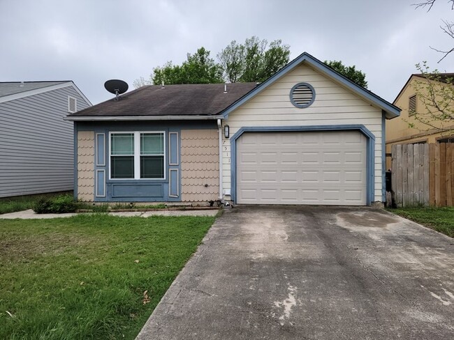 Building Photo - Gorgeous 2 beds 2 baths in San Antonio!