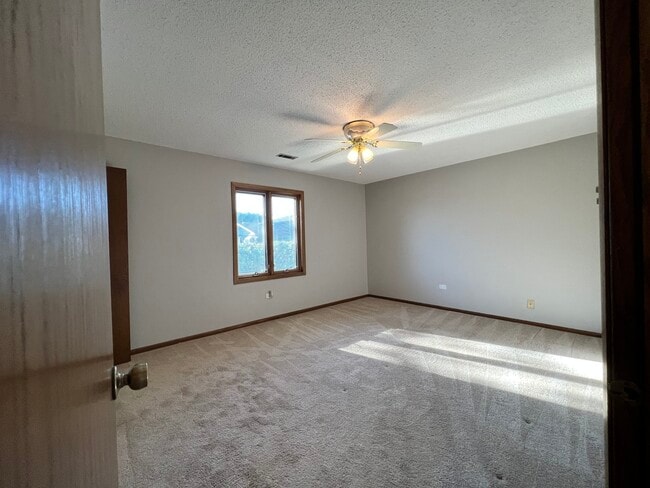 Building Photo - 15514 Orlan Brook Dr