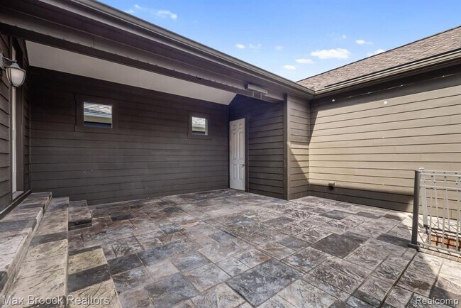 Building Photo - 3833 Forester Blvd