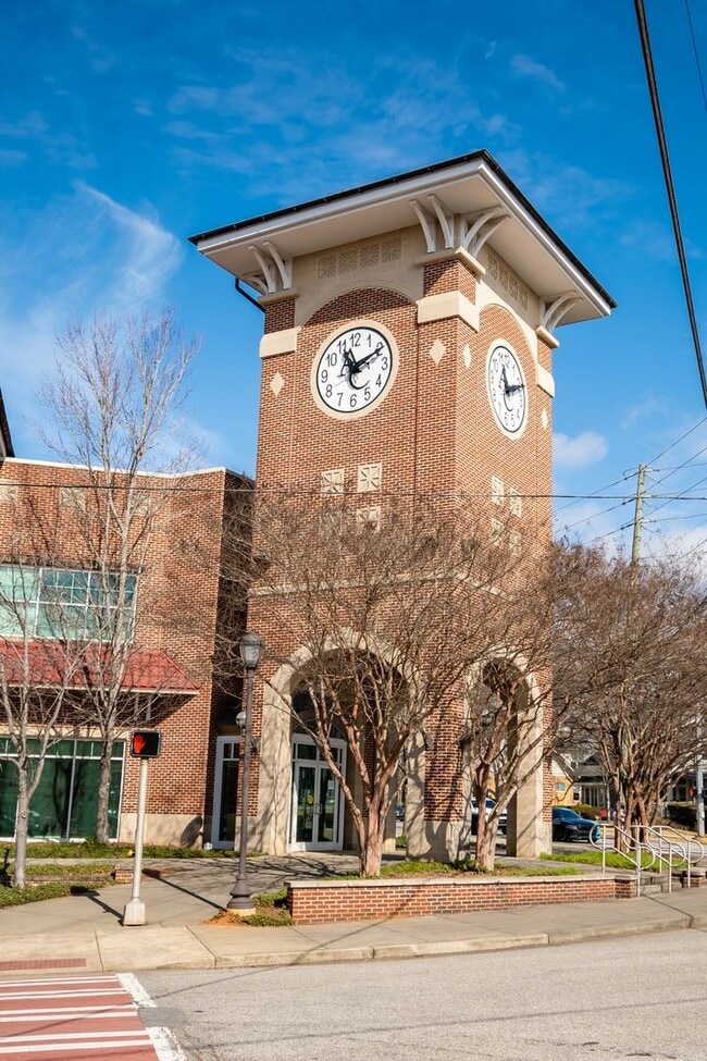 Building Photo - 110 Milledge Terrace