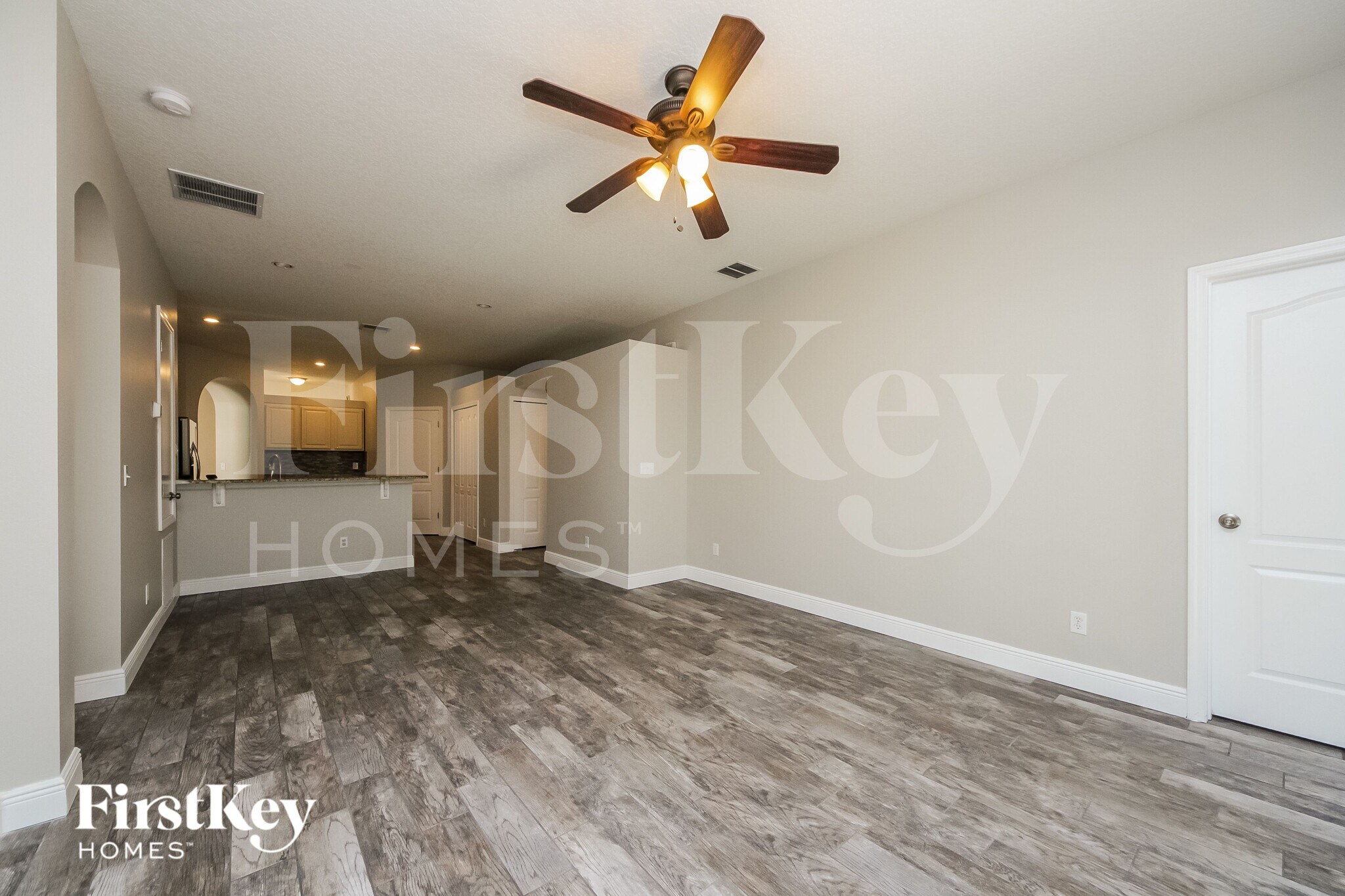 Building Photo - 9953 Shadow Creek Dr