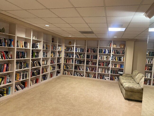 Building Photo - 3900 Galt Ocean Dr