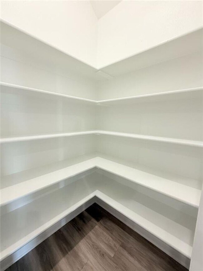 Building Photo - Beautiful Home in a Great Location