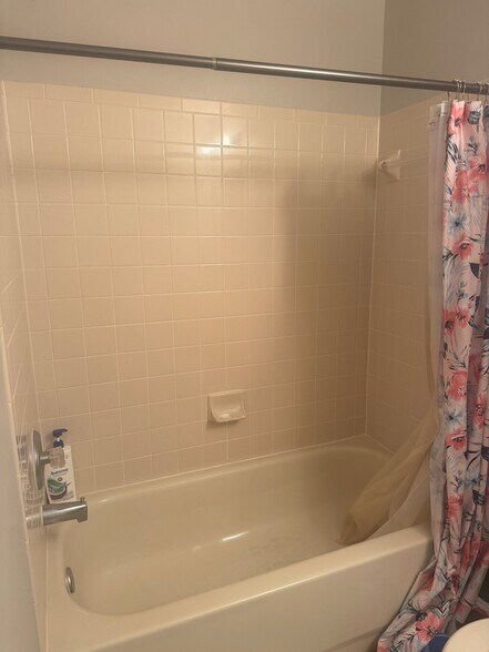 Building Photo - 5122 Lake Terrapin Dr