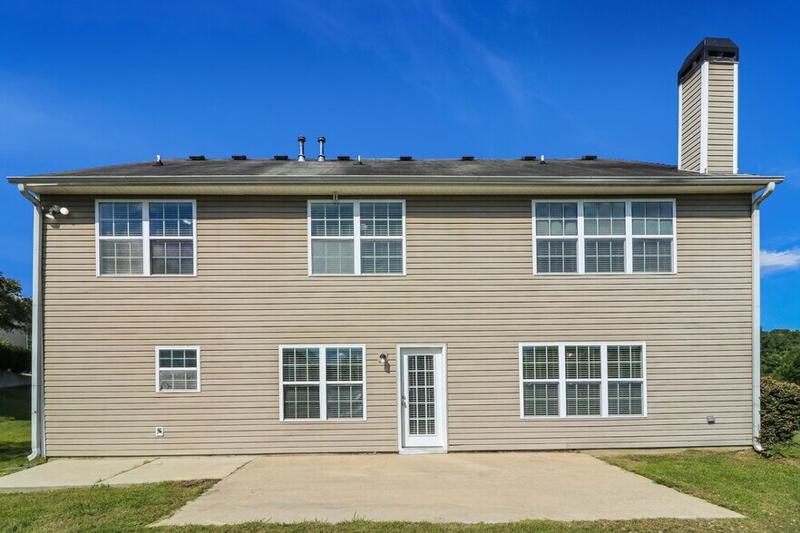 Building Photo - 210 Overlook Ct