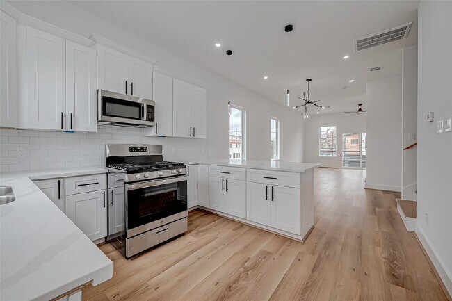 Building Photo - 3624 Goodhope St