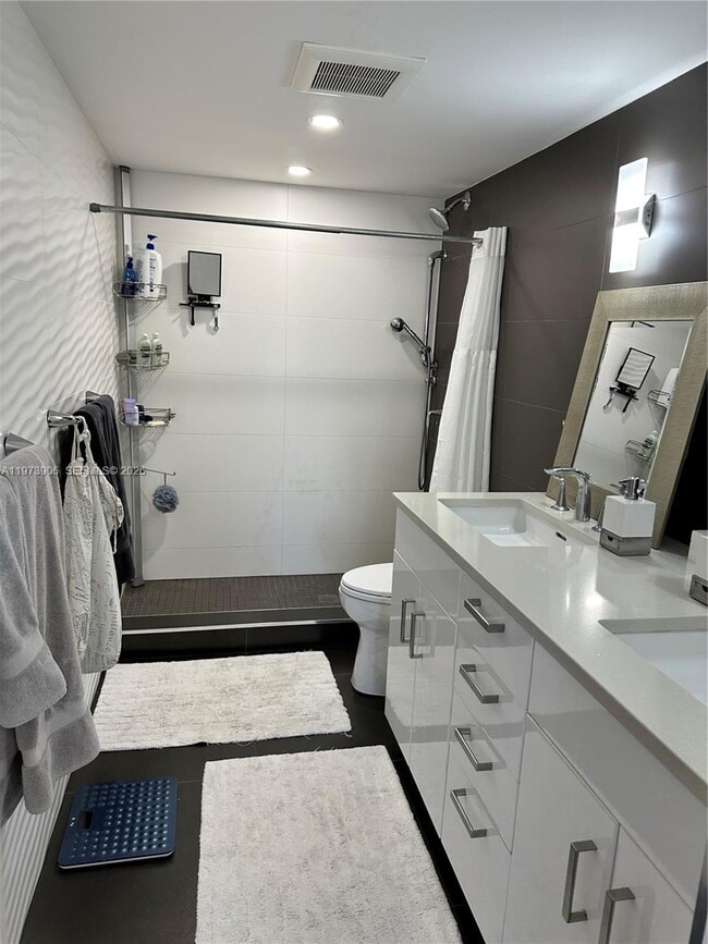 Building Photo - 401 Golden Isles Dr