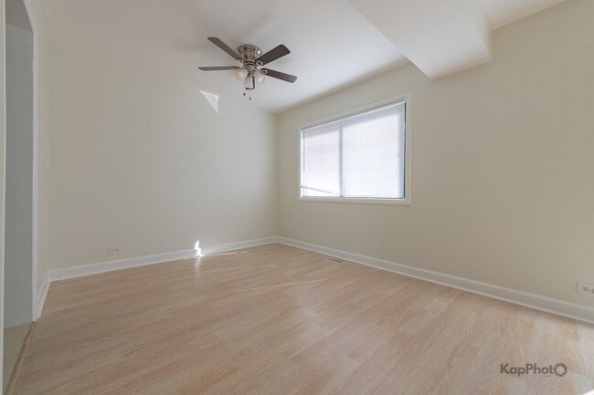 Building Photo - 713 Mariners Point