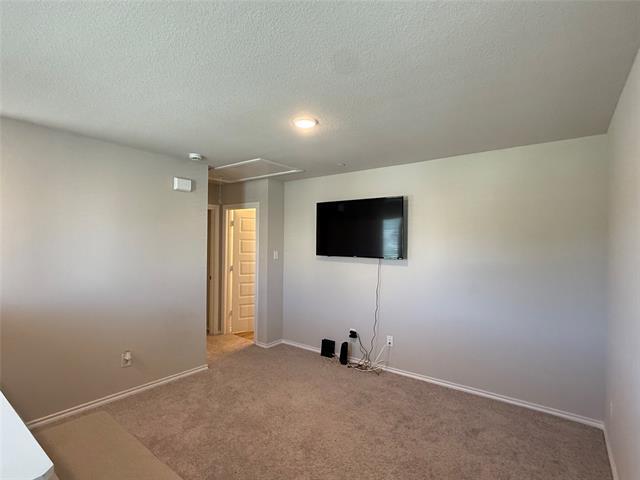 Building Photo - 3000 Paint Dr