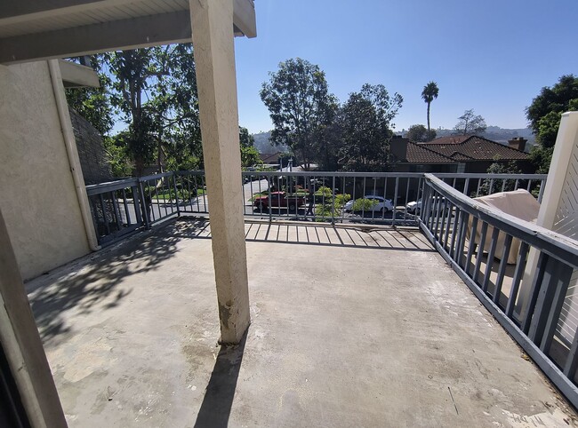 Building Photo - La Costa Casa Grande - Condo w/ Dual Master Bedrooms - Carlsbad