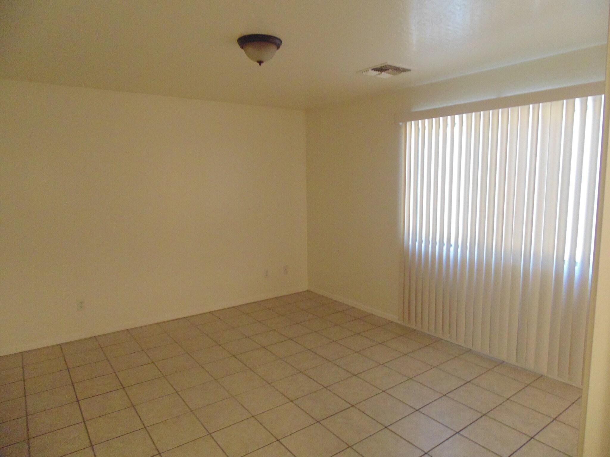 Building Photo - 11792 W Larkspur Rd
