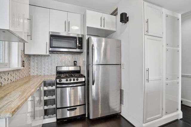 Building Photo - 2840 Peachtree Rd