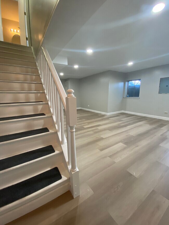 Building Photo - 13380 W Heiden Cir