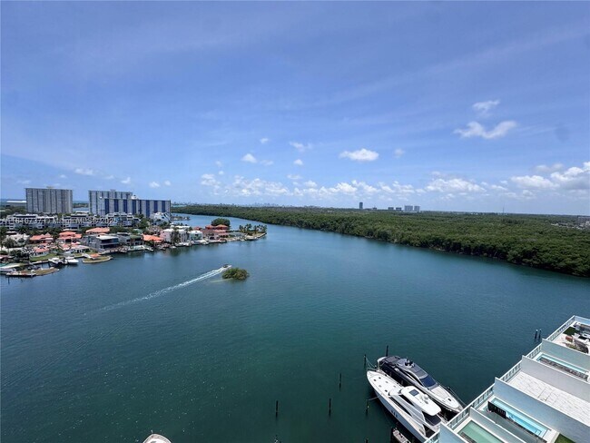 Building Photo - 400 Sunny Isles Blvd