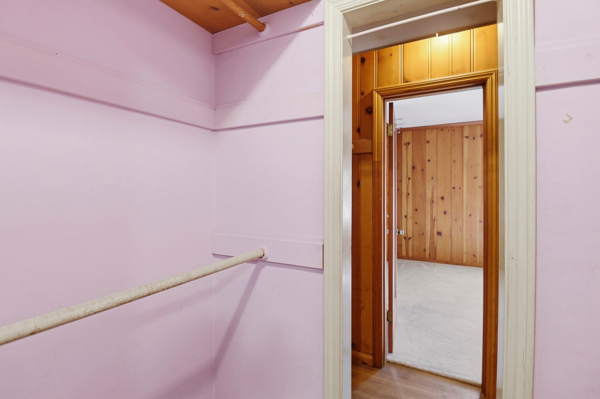 Building Photo - 740 Laurel Ave