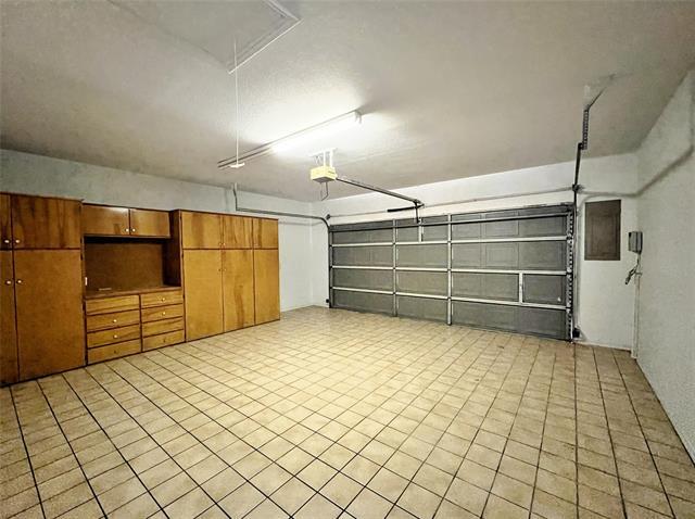 Building Photo - 2116 Clear Lake Rd