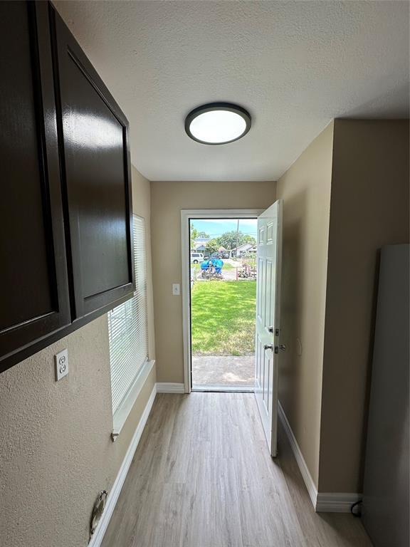 Building Photo - 6723 Avenue Q