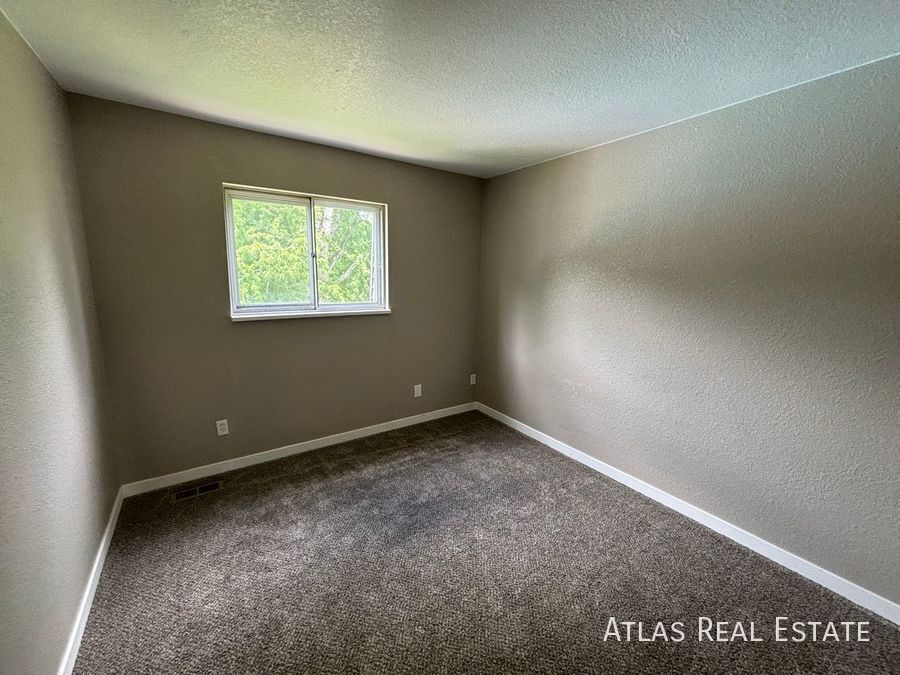 Building Photo - 12883 W Alameda Dr