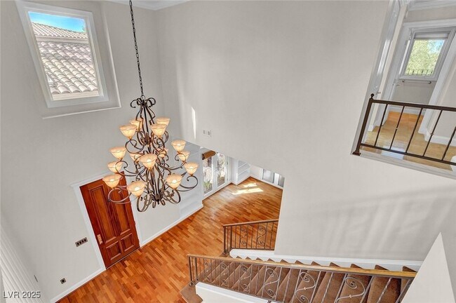 Building Photo - 9005 Opus Dr