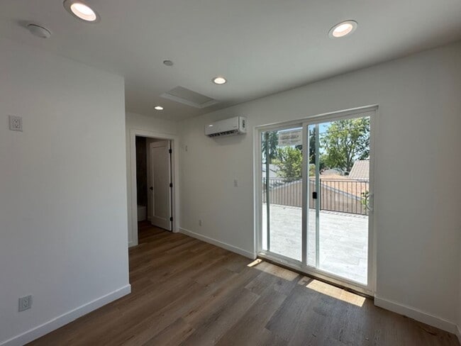 Building Photo - Brand new 2-bedroom 2-bathroom designed fo...