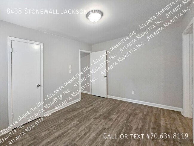 Building Photo - 8438 Stonewall Jackson Dr